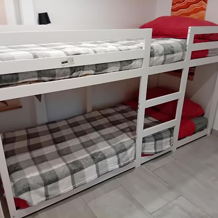Room In Historical City Centre With Private Bathroom Катания Екстериор снимка