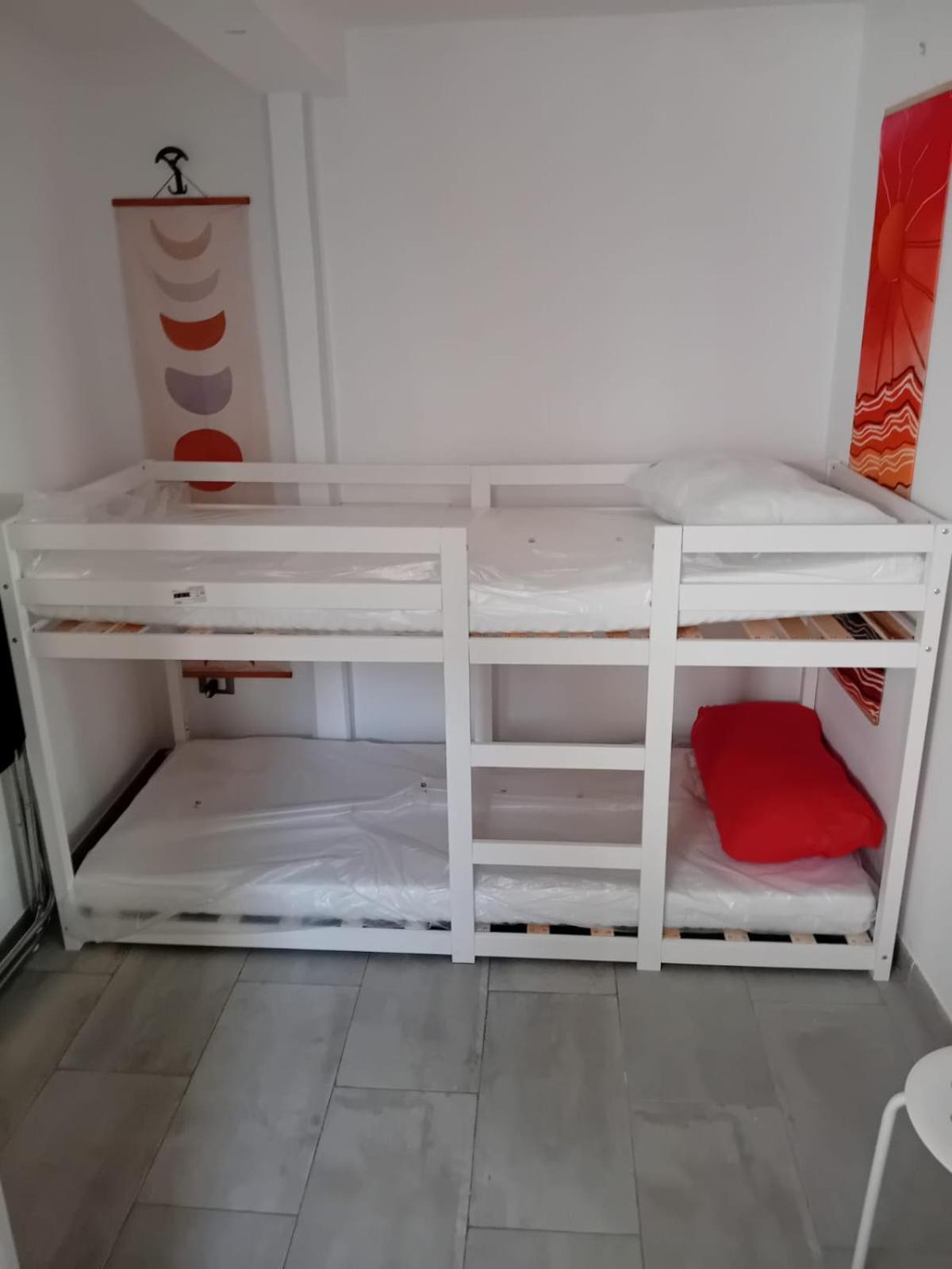 Room In Historical City Centre With Private Bathroom Катания Екстериор снимка