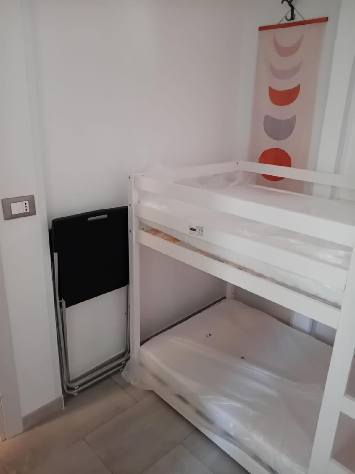 Room In Historical City Centre With Private Bathroom Катания Екстериор снимка